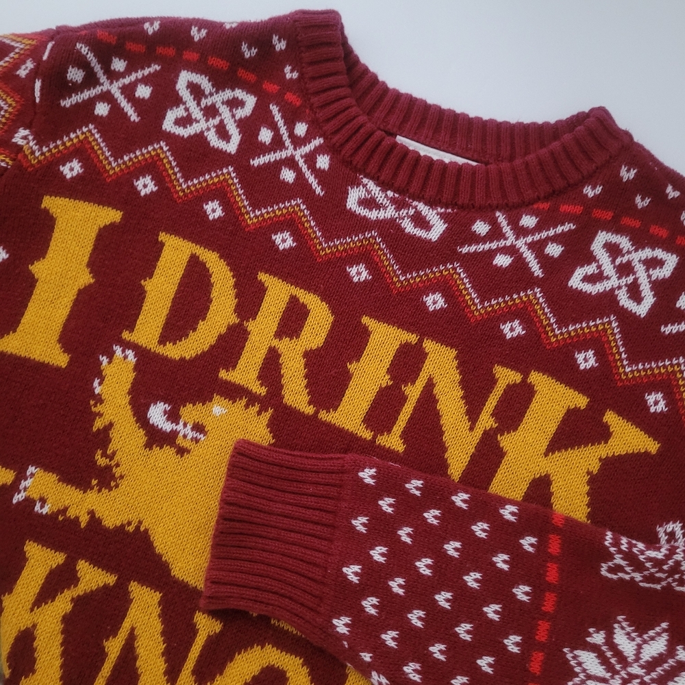 Hot Topic Game of Thrones Sweater Adult Small I Drink & I Know Things Fandom